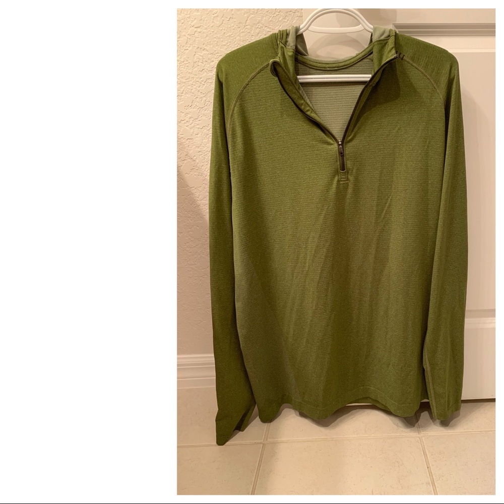 Athletic sweater